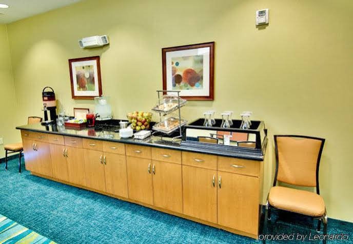 Фото SpringHill Suites by Marriott Corona Riverside