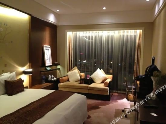 Фото Crowne Plaza Huangshan Yucheng