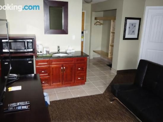 Фото Days Inn Vermilion