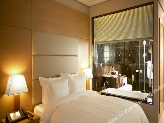 Фото Ramada Plaza Gwangju