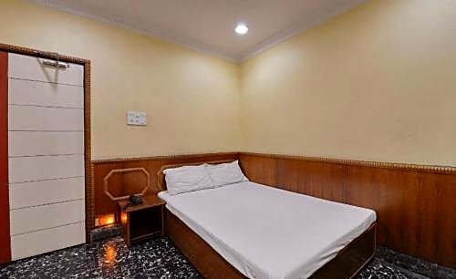 Фото Hotel Heera