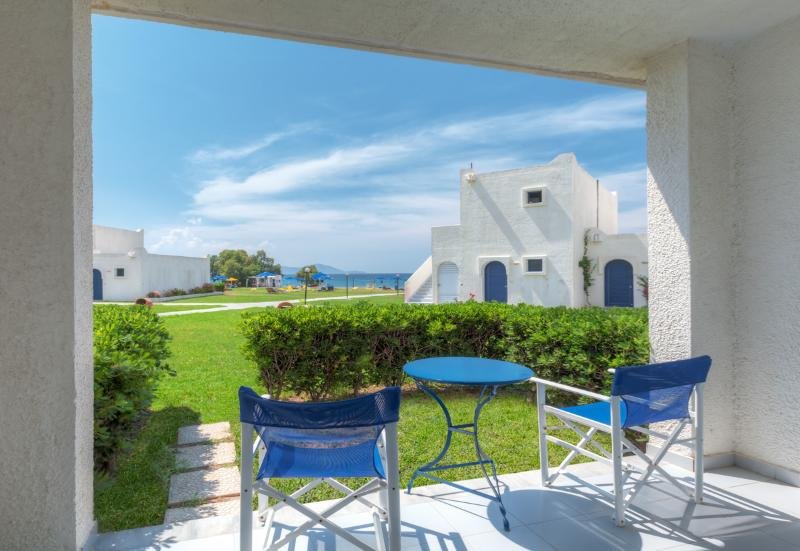 Фото Aeolos Beach Hotel