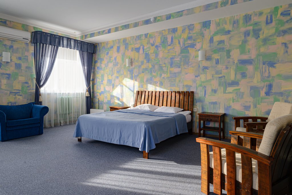 Фото Отель 6-12-24