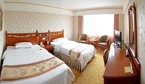 Фото Yanbian Baishan Hotel