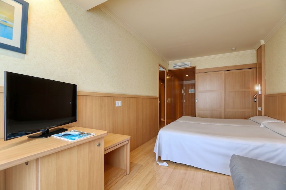 Фото Guitart Central Park Aqua Resort