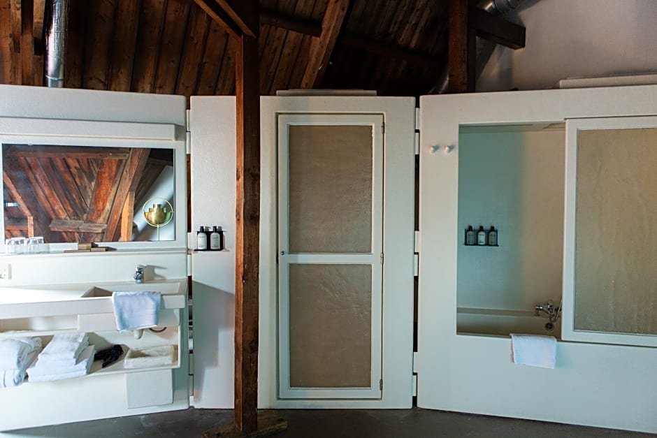 Фото Lloyd Hotel