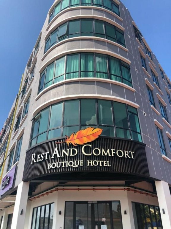 Гостиница Rest and Comfort Boutique Hotel в Куала-Тренгану
