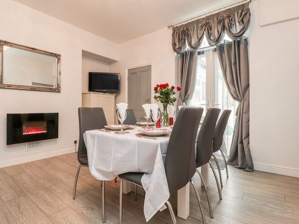 Фото Angel Cottage