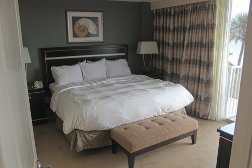Гостиница Radisson Suite Hotel Oceanfront в Мельбурне