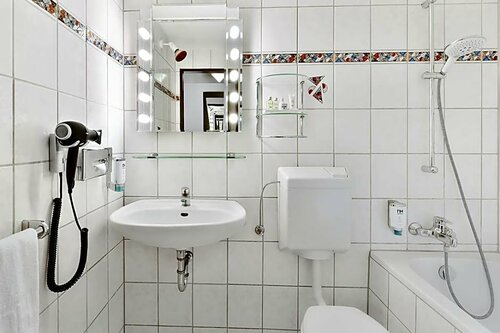Гостиница Nh Mannheim-Viernheim в Фирнхайме