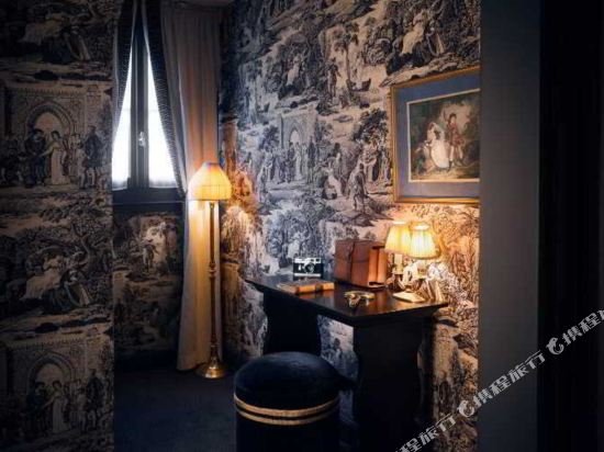 Фото Maison Athenee