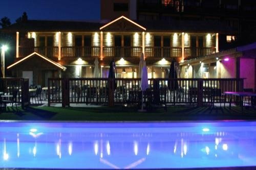 Гостиница Hôtel Le Cocon des Neiges - Pra Loup в Барселоннете