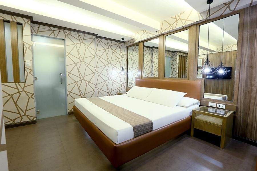 Фото Victoria Court Gil Puyat