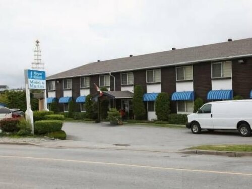 Гостиница Royal Reach Motel & Marina в Провинции Британская Колумбия