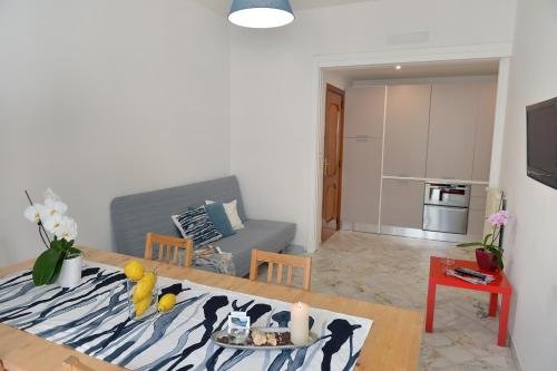 Фото Tizi Apartments Corso Reginna