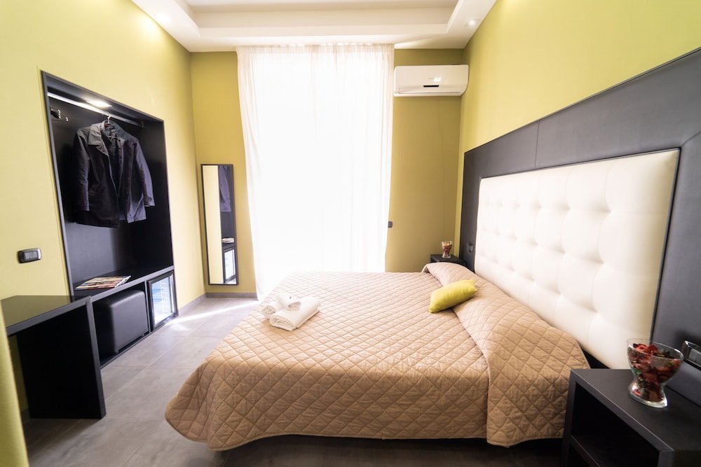 Фото Royal House Napoli Centro