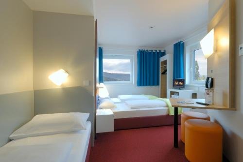 Фото B&b Hotel Jena