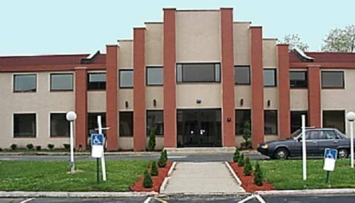 Гостиница Budget Inn And Suites в Белмаре