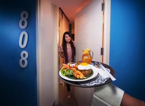 Фото Blue Sky Hotel Petamburan