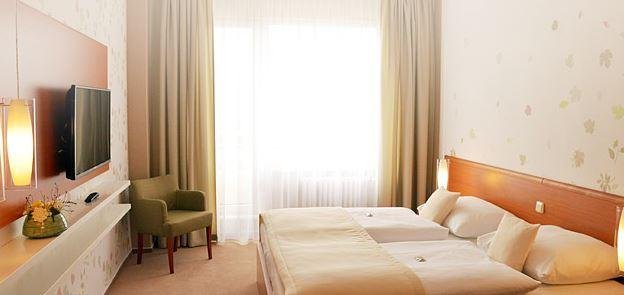 Фото Avanti Hotel Brno