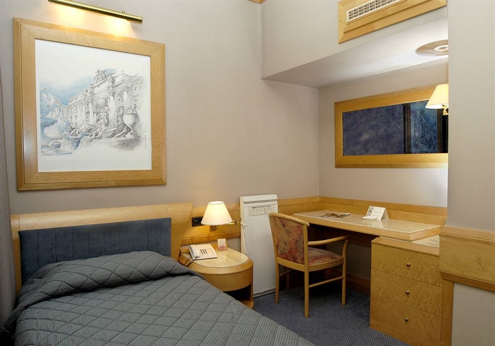 Фото Hotel White