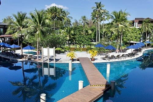 Гостиница Holiday Inn Resort Krabi AO Nang Beach