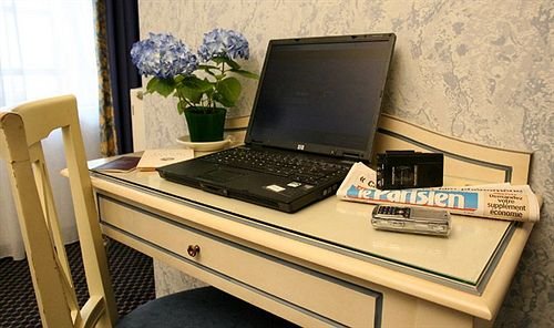 Фото Austin's Saint Lazare Hotel