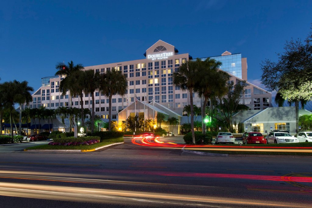 Фото Doubletree by Hilton Deerfield Beach - Boca Raton