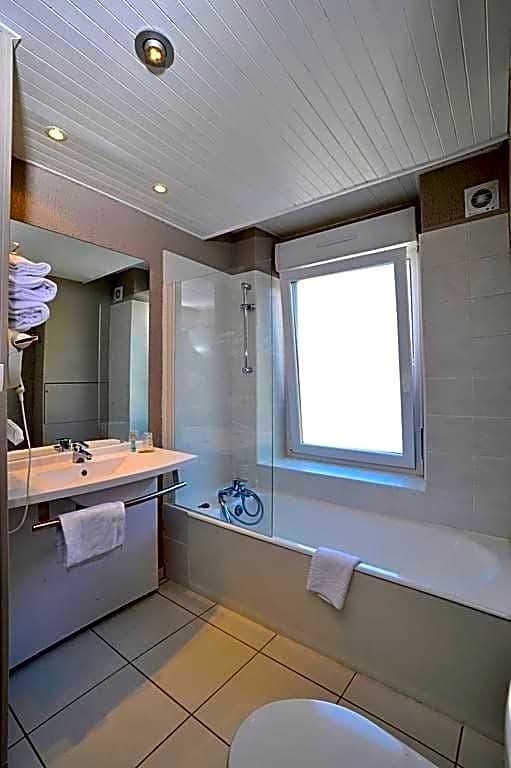 Фото The Originals Access, Hôtel Arum