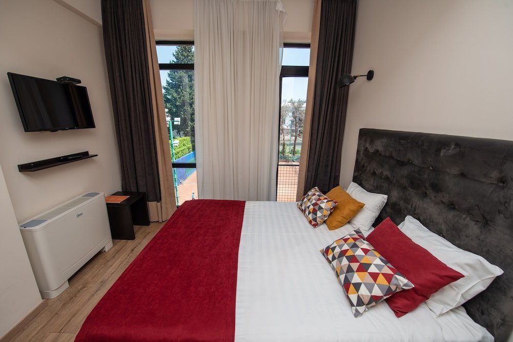 Фото L. M Club Hotel