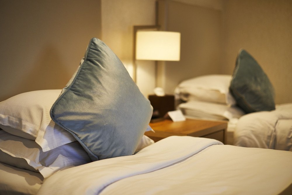 Фото  Dean Court