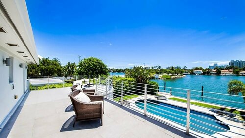 Апартаменты 5 Bedroom Homes in Miami Beach by Tmg в Майами