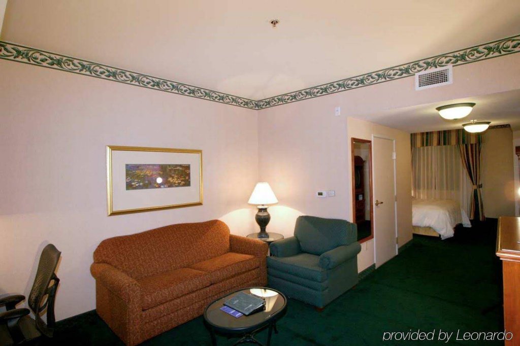 Фото Hilton Garden Inn Palm Springs/rancho Mirage