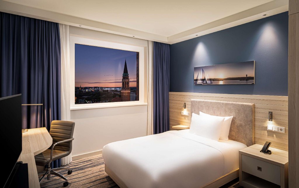 Фото Hampton by Hilton Kiel