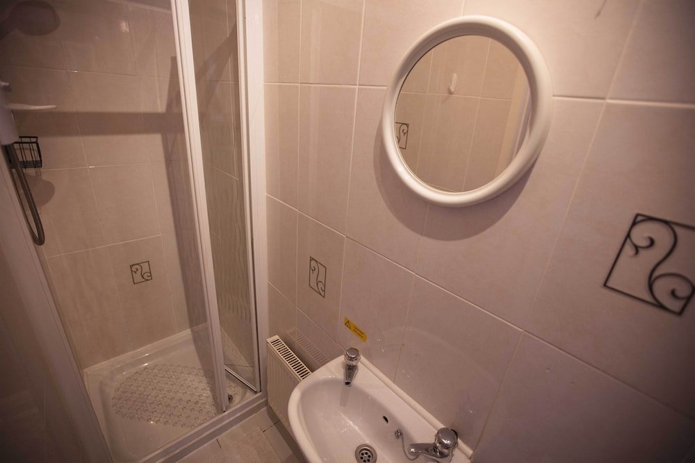 Фото Cladda House & Holiday Apartments