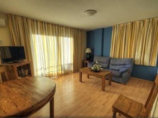 Фото Hotel El Faro Marbella