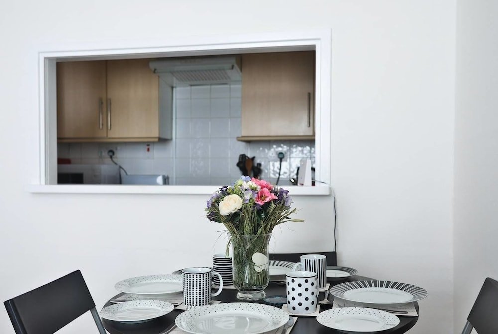 Фото Lovely 1 Bed Paddington/hyde Park - Sleeps 3