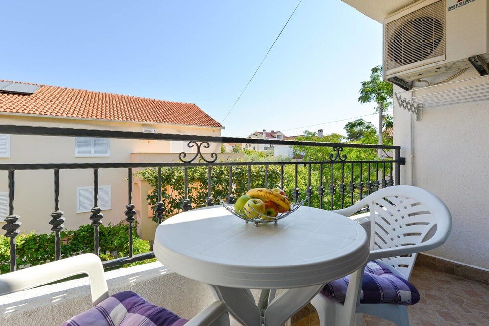 Фото Apartments and Room Thea