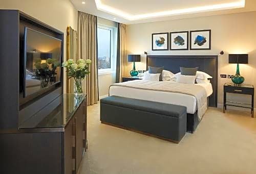 Фото Cheval Gloucester Park