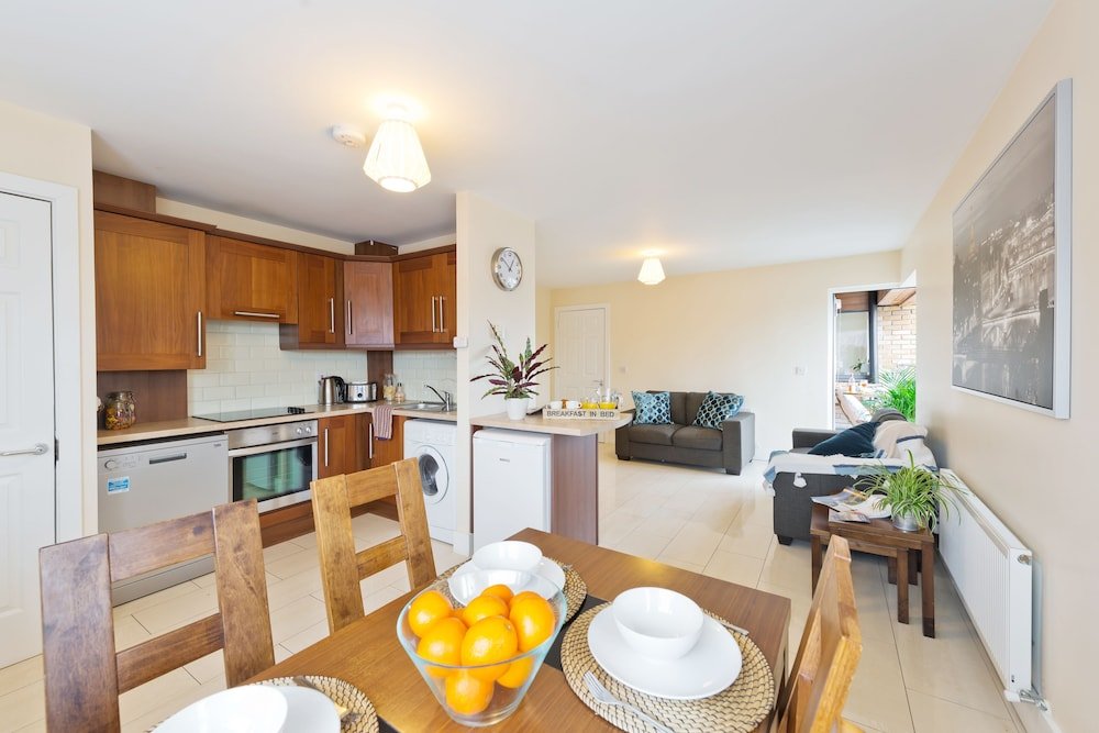 Фото Maldron Hotel Pearse Street