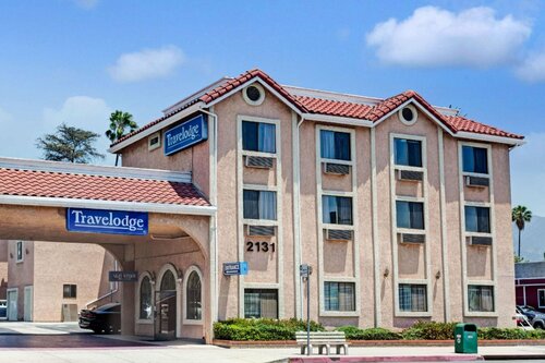 Гостиница Travelodge by Wyndham Pasadena Central в Пасадене