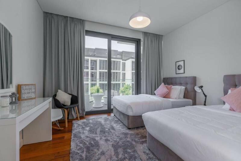 Short-term housing rental Fam Living - City Walk Mall, Dubai, photo