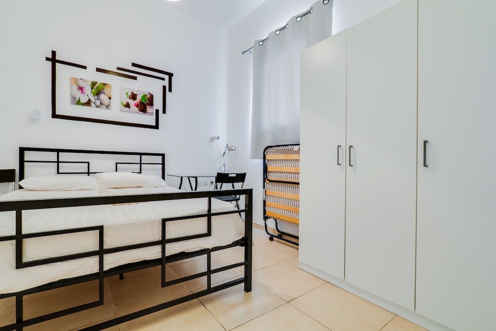 Фото Studio for 2 people Near Bograshov Beach