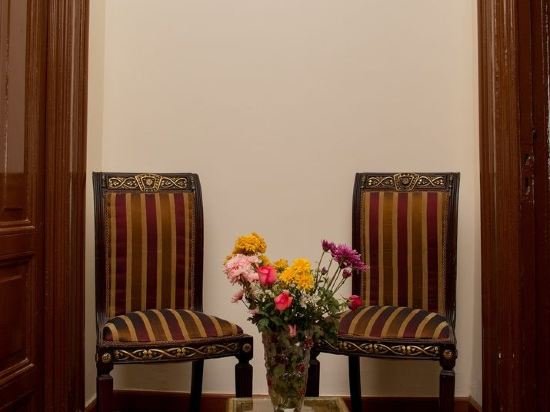 Фото New Grand Royal Hotel