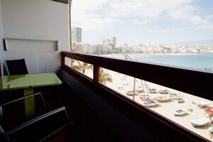 Playa Las Canteras balcon vista mar by Lightbooking