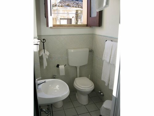 Внешний вид отеля Albergo La Fontanella в Ното, фото 2