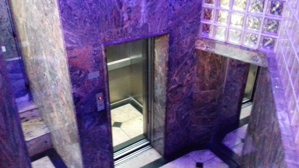 Фото La Guardia Hotel