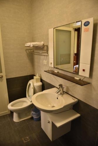 Фото Sun Moon Heart Hostel