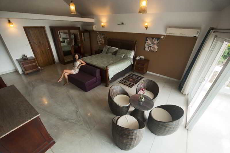 Фото Safira River Front Resort