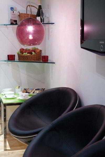 Фото The Crescent Hyde Park